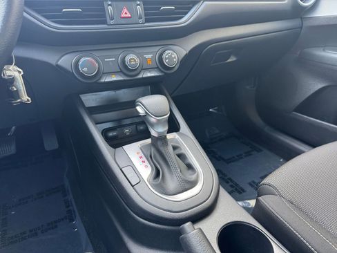 Used 2024 Kia Forte LXS image 39