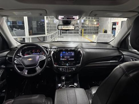 Used 2021 Chevrolet Traverse Premier w/ Redline Edition AWD/4WD image 39