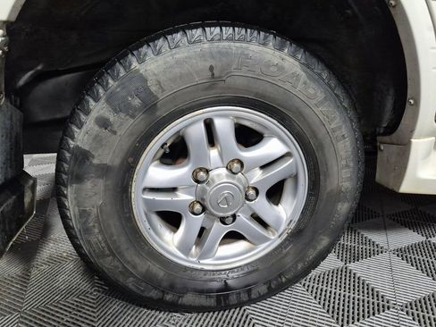 Used 2002 Lexus LX 470 4WD image 8