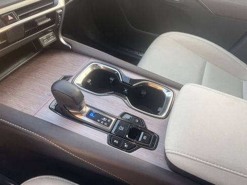 Used 2024 Lexus RX 350 Premium image 22