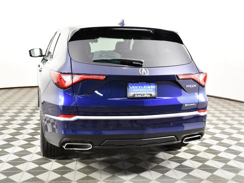 Used 2024 Acura MDX SH-AWD w/ Technology Package image 7