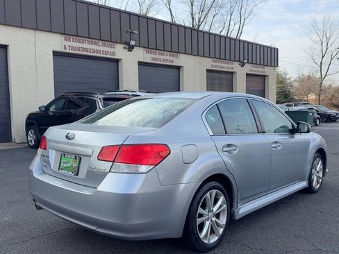Used 2013 Subaru Legacy 2.5i Premium AWD/4WD image 6