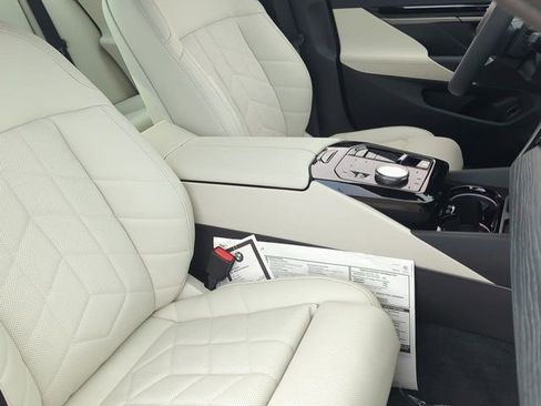 New 2026 BMW 530i w/ M Sport Package image 11