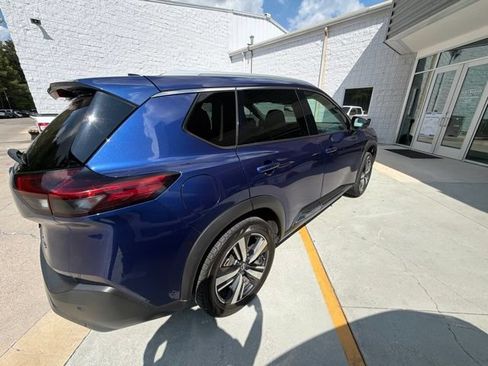 Used 2023 Nissan Rogue SL w/ SL Premium Package AWD/4WD image 6