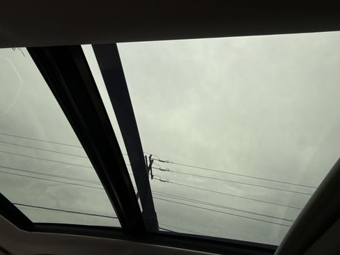 Used 2023 Subaru Ascent Limited w/ Technology Package image 23