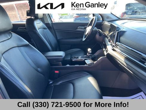 Certified 2023 Kia Sportage EX image 61