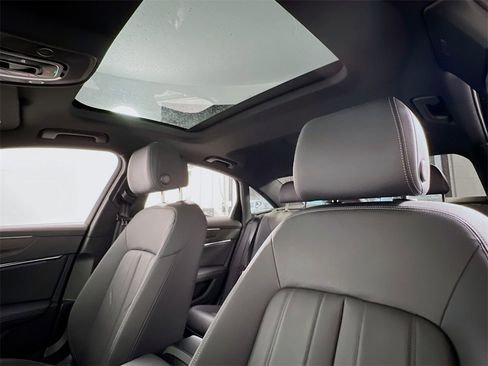 Used 2023 Audi A6 Premium Plus w/ Premium Plus Package image 14