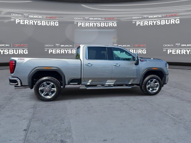 Used 2025 GMC Sierra 2500 SLT w/ SLT Premium Package AWD/4WD image 9