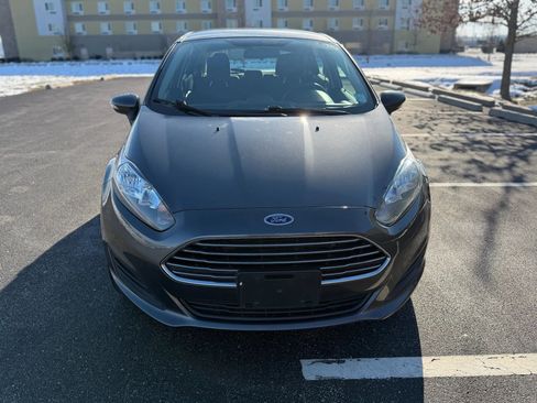 Used 2016 Ford Fiesta SE image 5