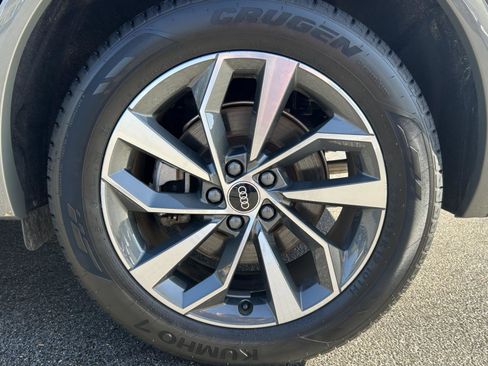 Certified 2023 Audi Q5 2.0T Premium Plus w/ Premium Plus Package image 11