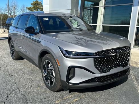 New 2025 Lincoln Nautilus Premier w/ Equipment Group 102A image 2