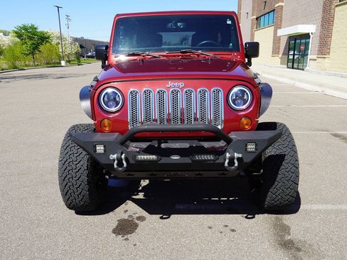Used 2013 Jeep Wrangler Unlimited Sahara w/ Connectivity Group AWD/4WD image 18