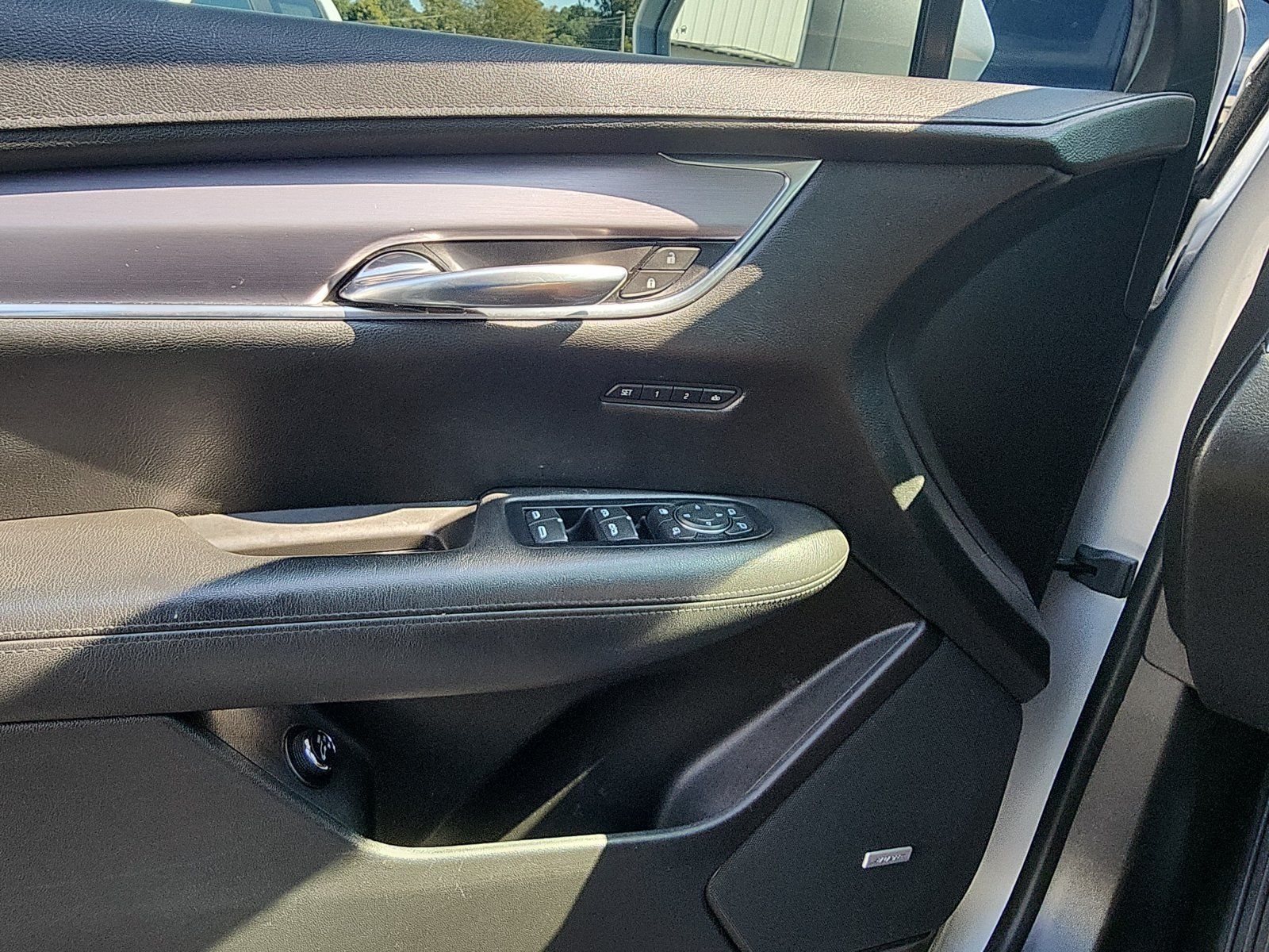 Used 2017 Cadillac XT5 Luxury FWD image 18