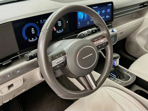 Used 2025 Hyundai Kona SEL AWD/4WD image 18