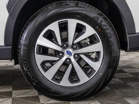 Used 2025 Subaru Outback Premium w/ Popular Package #1A image 46