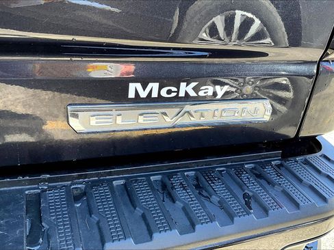 Used 2022 GMC Sierra 1500 Elevation w/ Elevation Premium Package image 16