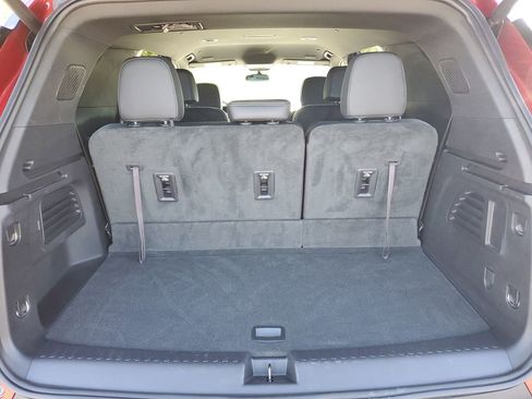 Certified 2024 Chevrolet Traverse LT w/ LPO, Floor Liner Package FWD image 31