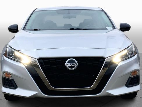 Used 2019 Nissan Altima 2.5 SR image 3