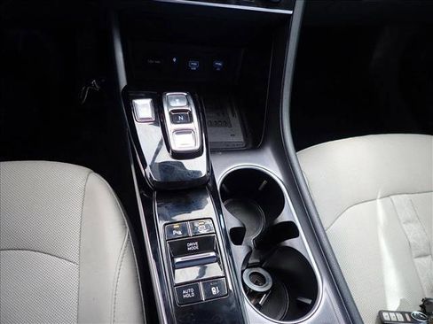 Used 2020 Hyundai Sonata Limited FWD image 19
