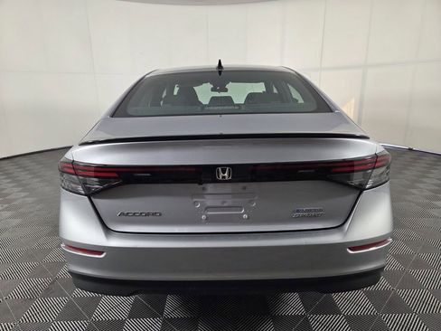 Used 2023 Honda Accord Sport image 6