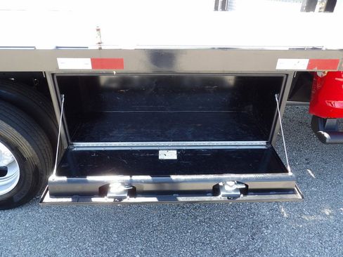 Used 2021 RAM 5500 Tradesman w/ Chrome Appearance Group image 54