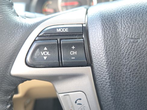 Used 2010 Honda Accord EX-L image 21