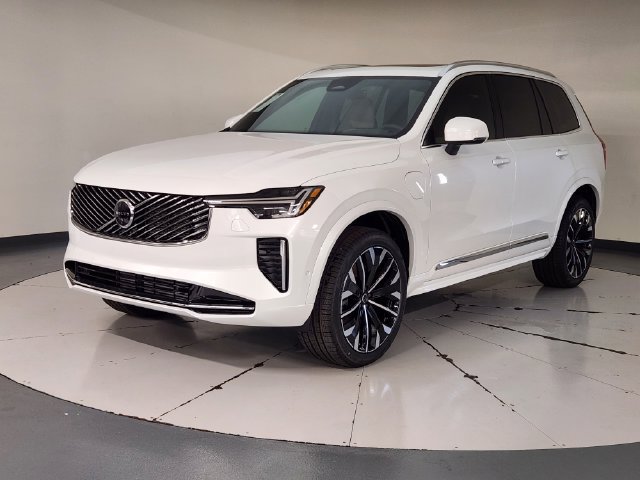 New 2026 Volvo XC90 T8 Plus w/ Protection Package Premier AWD/4WD image 1