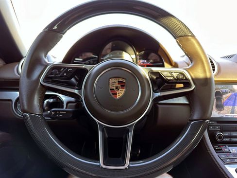 Used 2018 Porsche 718 Boxster S image 28