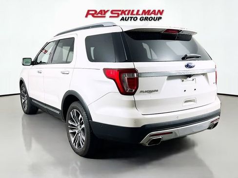 Used 2017 Ford Explorer Platinum image 5