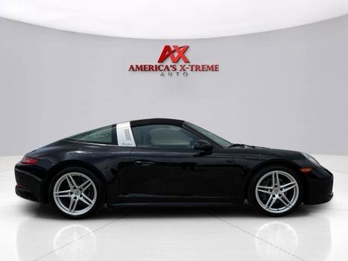 Used 2019 Porsche 911 Targa 4 AWD/4WD image 7