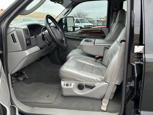 Used 2004 Ford F250 Lariat image 16