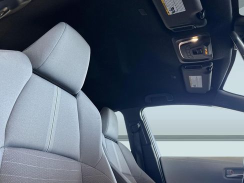 Used 2024 Toyota Corolla SE image 25