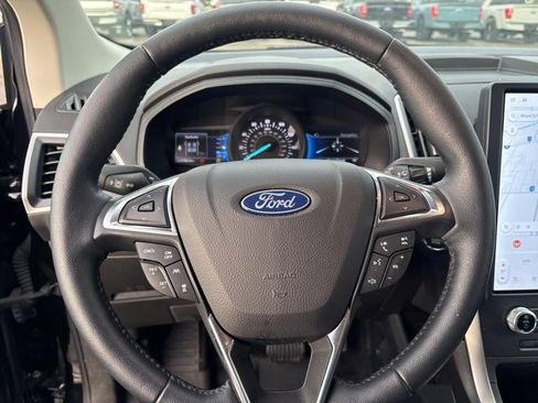 Used 2023 Ford Edge SEL w/ Convenience Package image 18