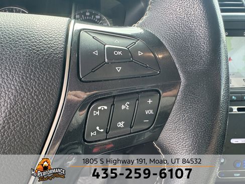 Used 2018 Ford Explorer Platinum image 22