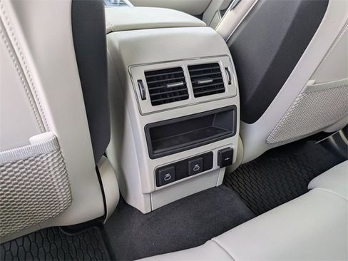 New 2026 Jaguar F-PACE R-Dynamic S image 13