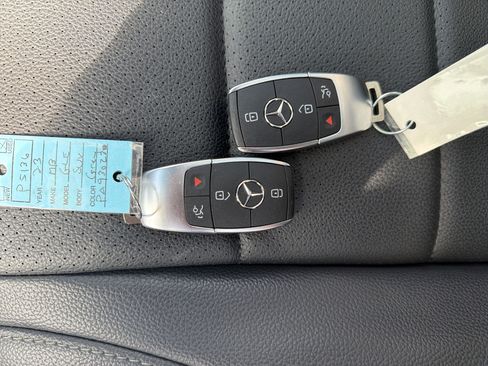 Certified 2023 Mercedes-Benz GLE 350 w/ AMG Line Exterior image 33