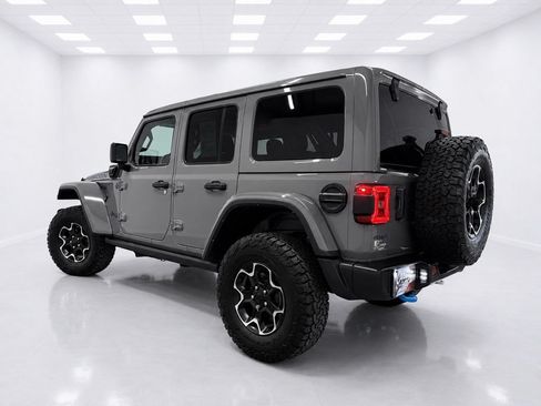 Used 2023 Jeep Wrangler Unlimited Rubicon 4xe w/ Cold Weather Group AWD/4WD image 4