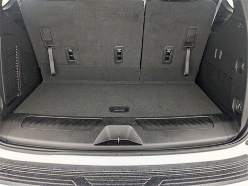 Certified 2023 GMC Yukon SLT image 30