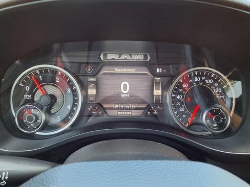 Used 2022 RAM 1500 Big Horn AWD/4WD image 35