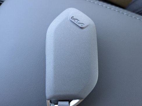 New 2026 Kia K5 LXS image 36