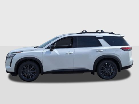 New 2026 Nissan Pathfinder SL FWD image 2