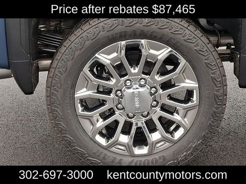 New 2026 GMC Sierra 2500 Denali w/ Denali Reserve Package image 7