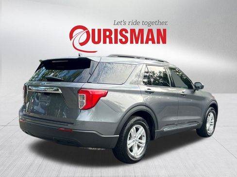 Used 2023 Ford Explorer XLT image 4