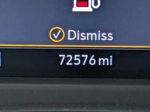 Used 2021 Cadillac XT4 Premium Luxury w/ Cold Weather Package image 13