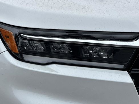 New 2025 Honda Pilot Elite image 27