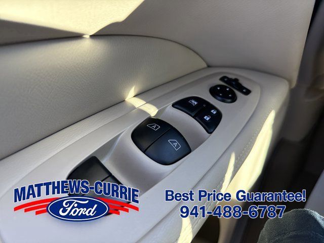 Used 2015 Nissan Pathfinder SL w/ Trailer Tow Package FWD image 25