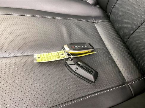 Certified 2025 INFINITI QX60 Luxe image 15