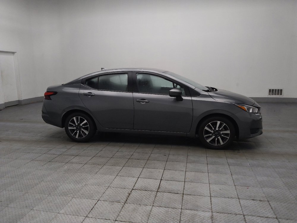 Used 2024 Nissan Versa SV FWD image 11