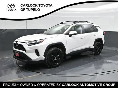 Used 2025 Toyota RAV4 XLE w/ Convenience Package FWD image 9