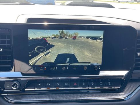 New 2026 Chevrolet Silverado 1500 ZR2 image 6